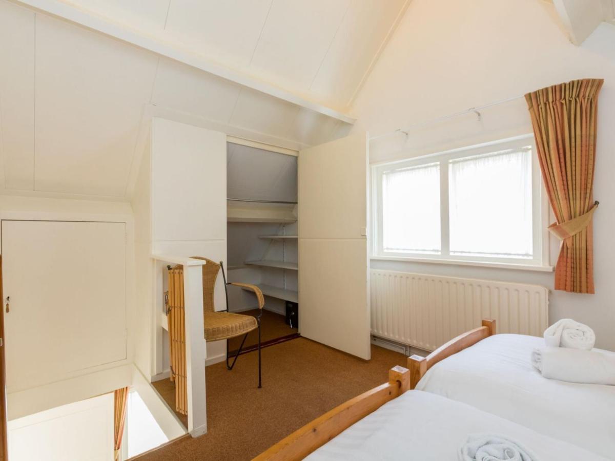 Quaint Holiday Home In Domburg With Terrace Екстериор снимка